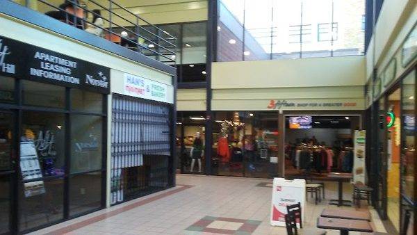 Marshall Square Mall